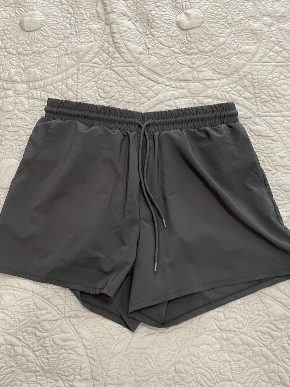 Time and Tru Black Elastic Waist Athletic Shorts M